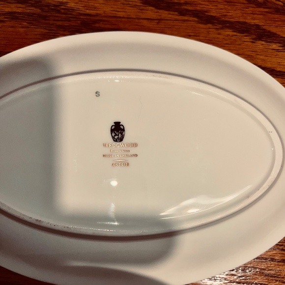 Wedgewood “Astor “ Black On White Gravy Boat & Underplate Bone China Sauce Bo - Picture 8 of 12
